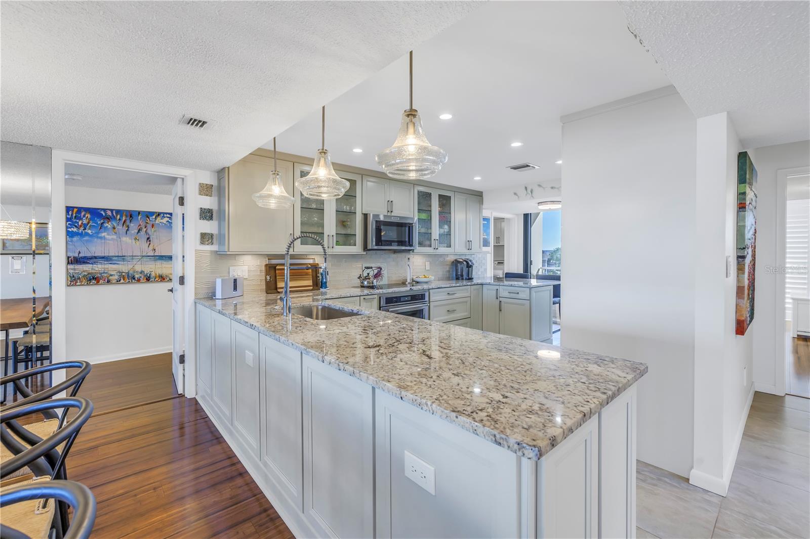 Image 17 of 43 For 2795 Kipps Colony Drive S 305