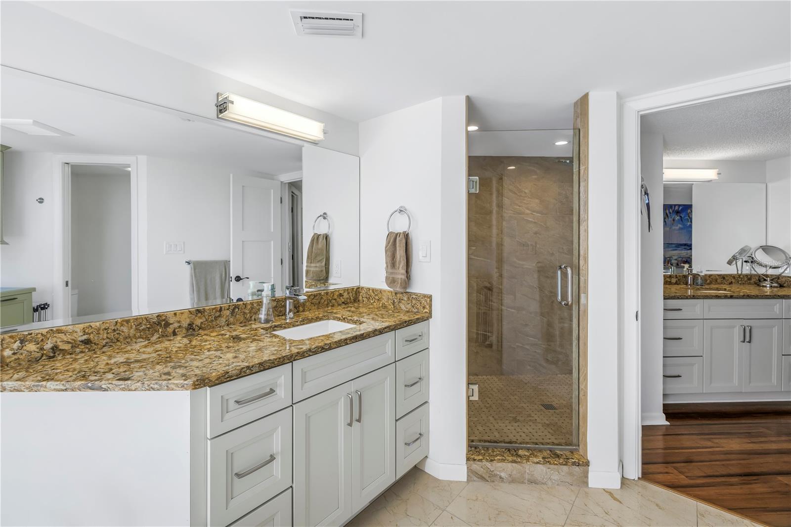Image 35 of 43 For 2795 Kipps Colony Drive S 305
