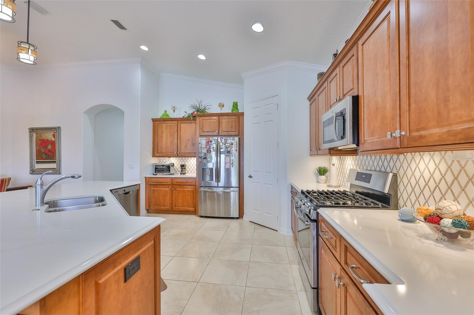 Image 11 of 57 For 1360 Emerald Dunes Drive