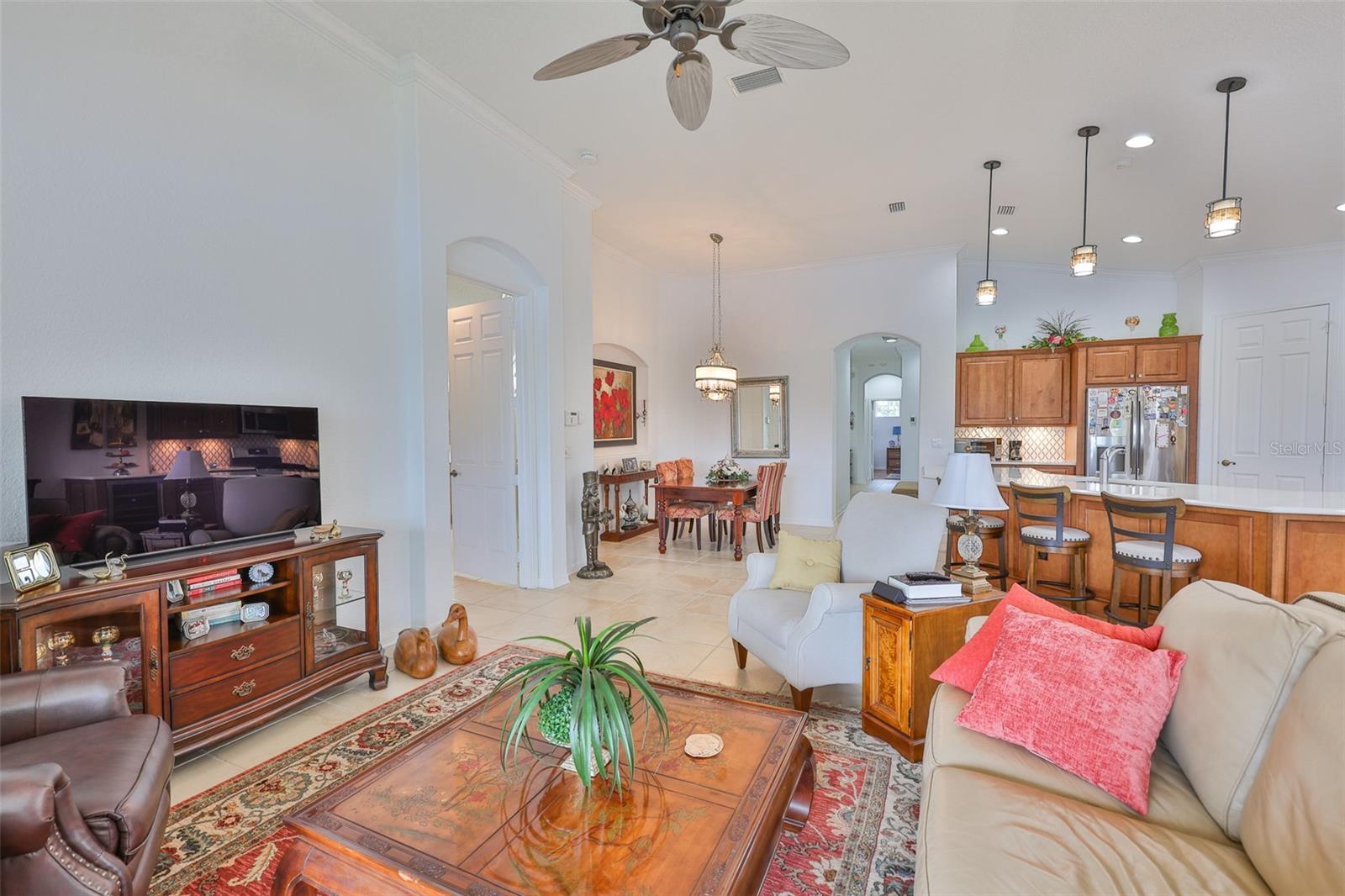 Image 18 of 57 For 1360 Emerald Dunes Drive