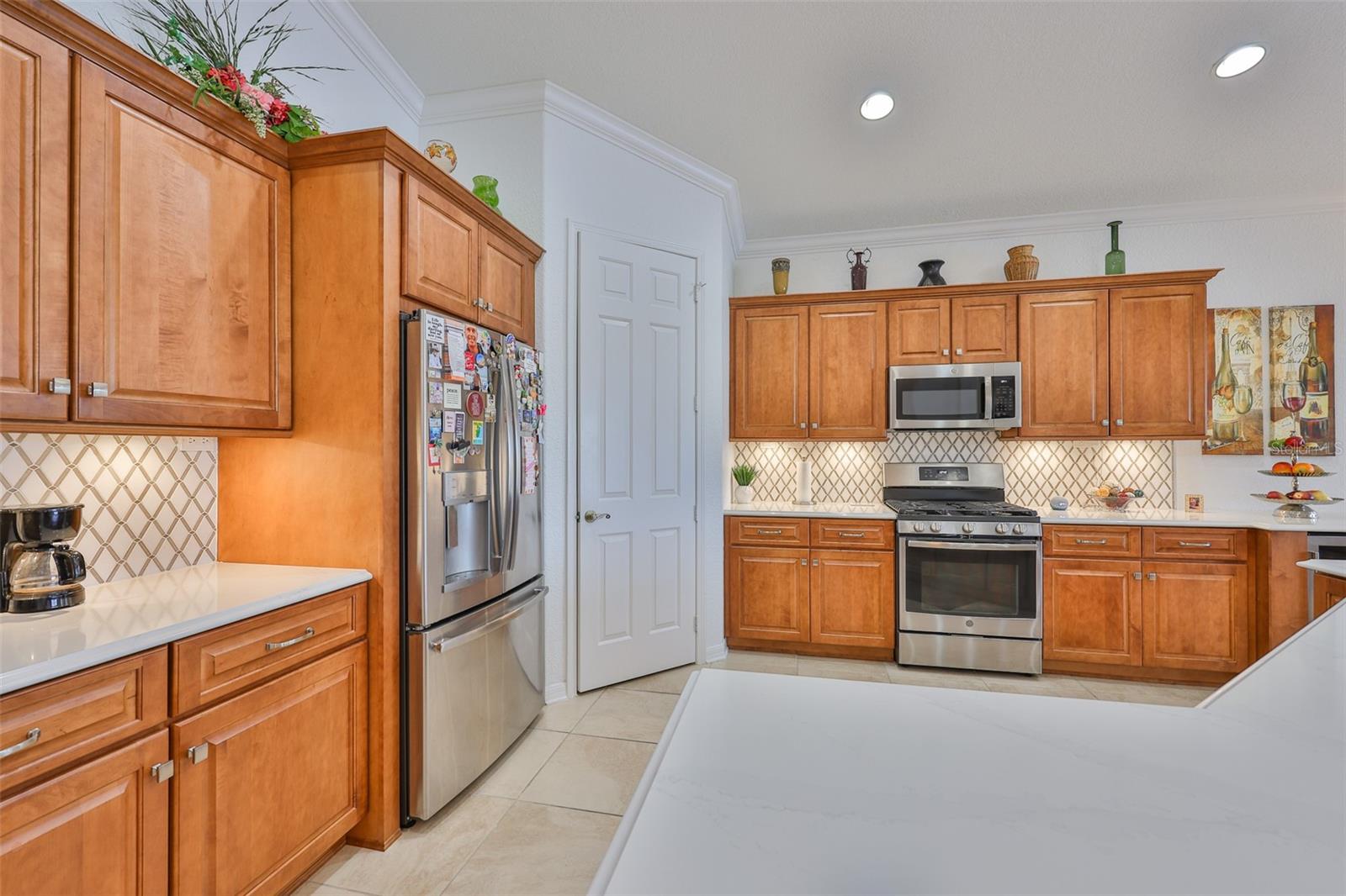Image 8 of 57 For 1360 Emerald Dunes Drive