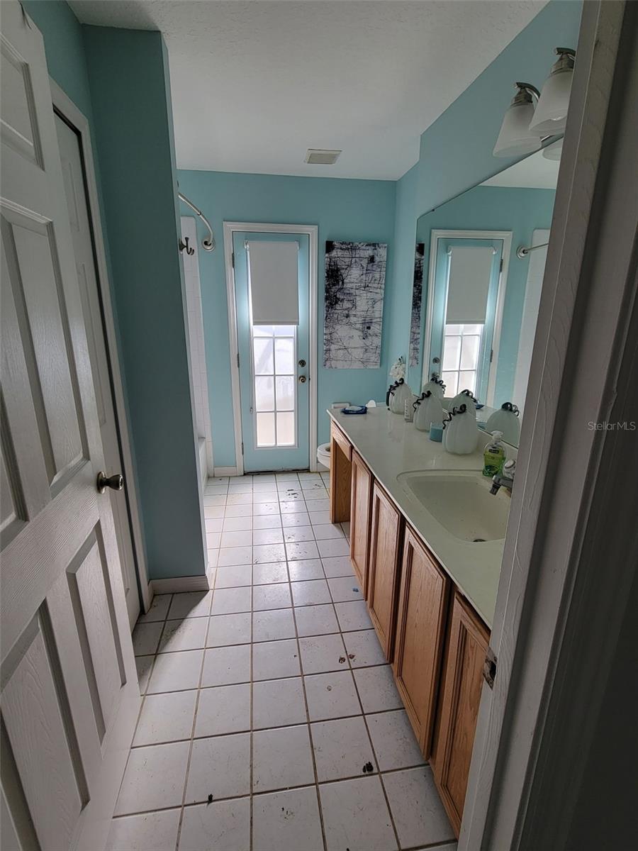 Image 15 of 25 For 13858 Softwind Trail N