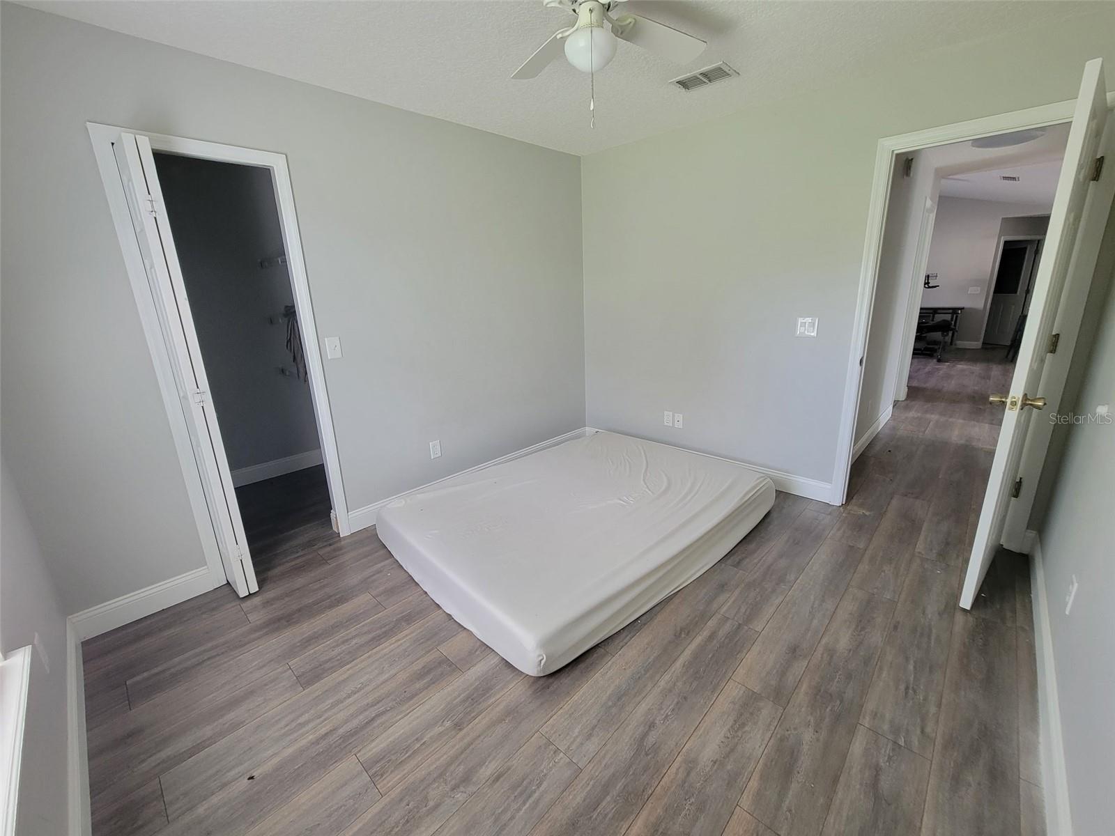 Image 19 of 25 For 13858 Softwind Trail N