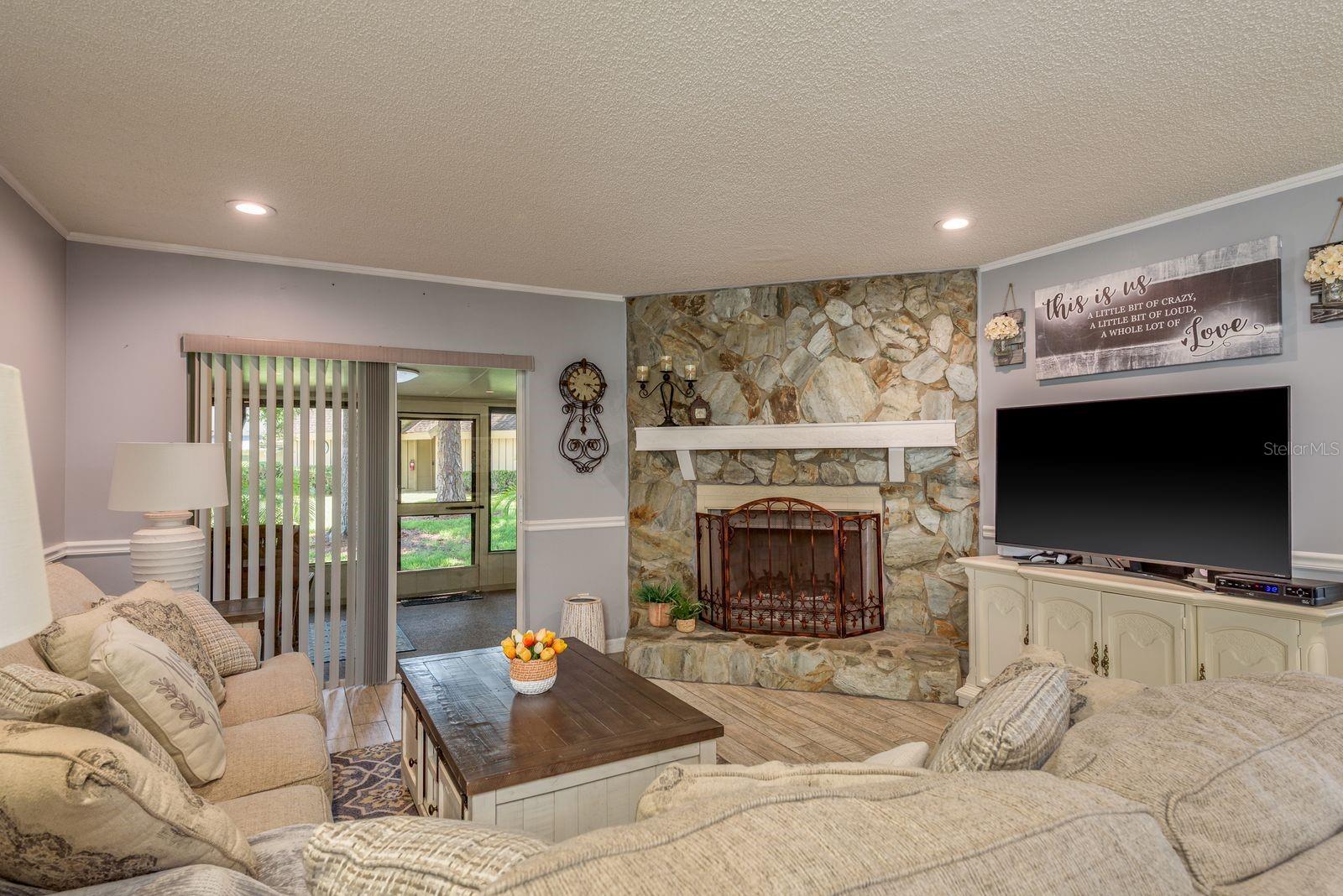 Image 8 of 37 For 3358 Tanglewood Trail