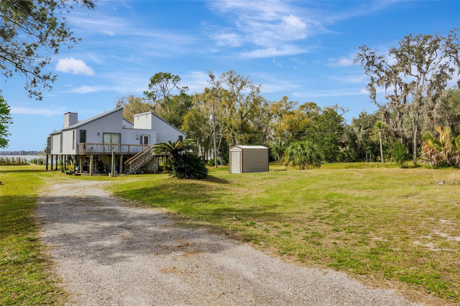 Image 38 of 61 For 12428 Kelso Road
