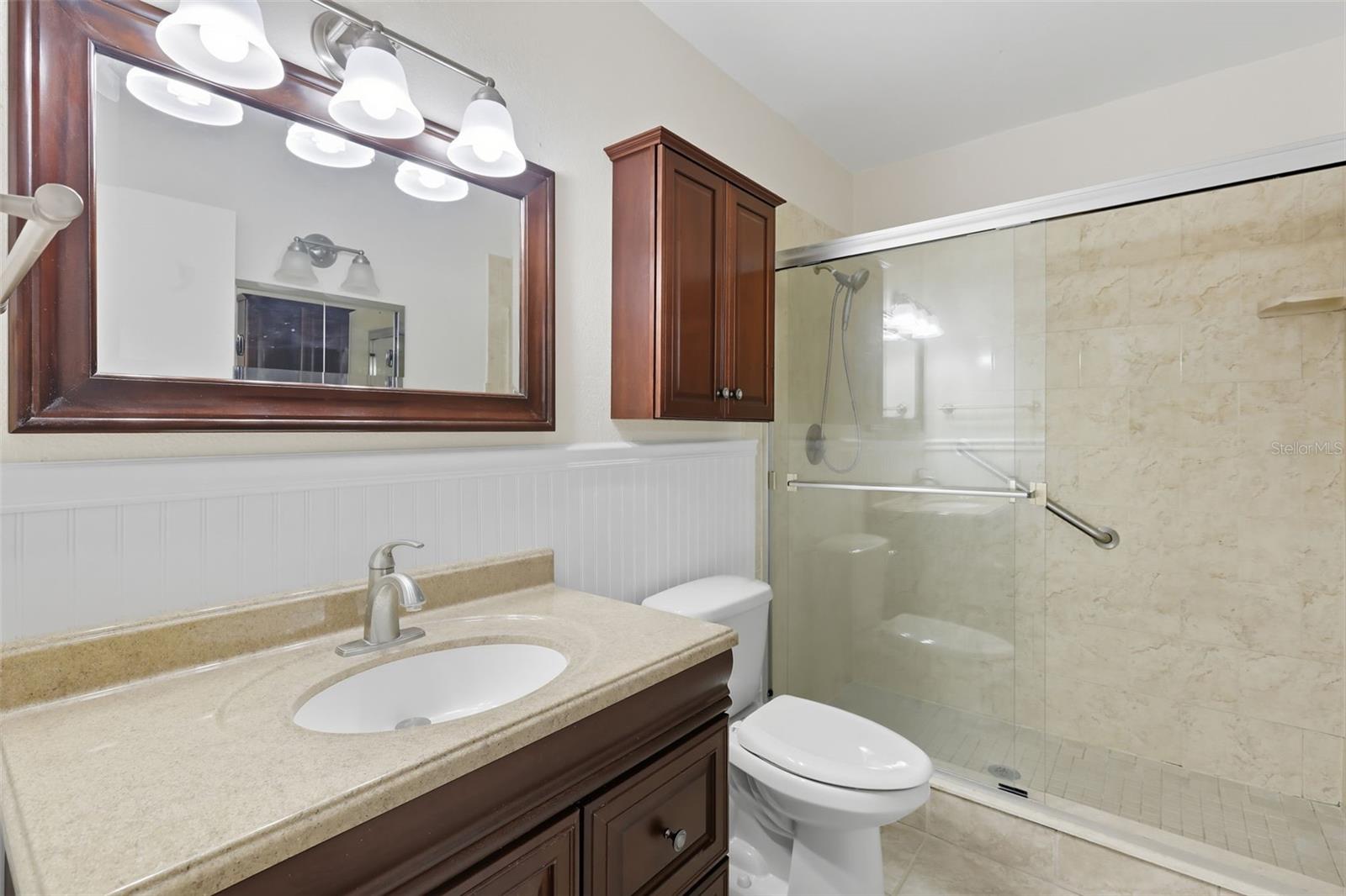 Image 20 of 28 For 2351 Irish Lane 21