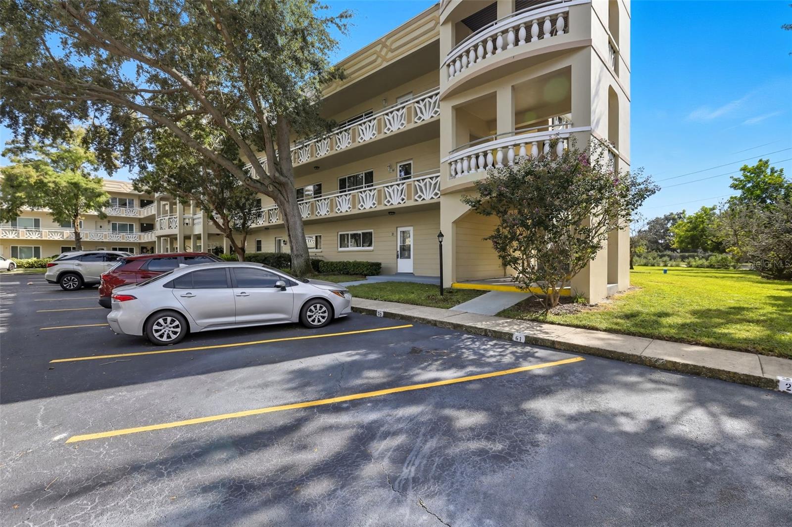 Image 3 of 28 For 2351 Irish Lane 21