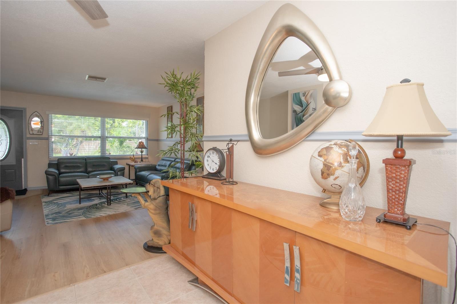 Image 6 of 34 For 5914 Tangerine Avenue S