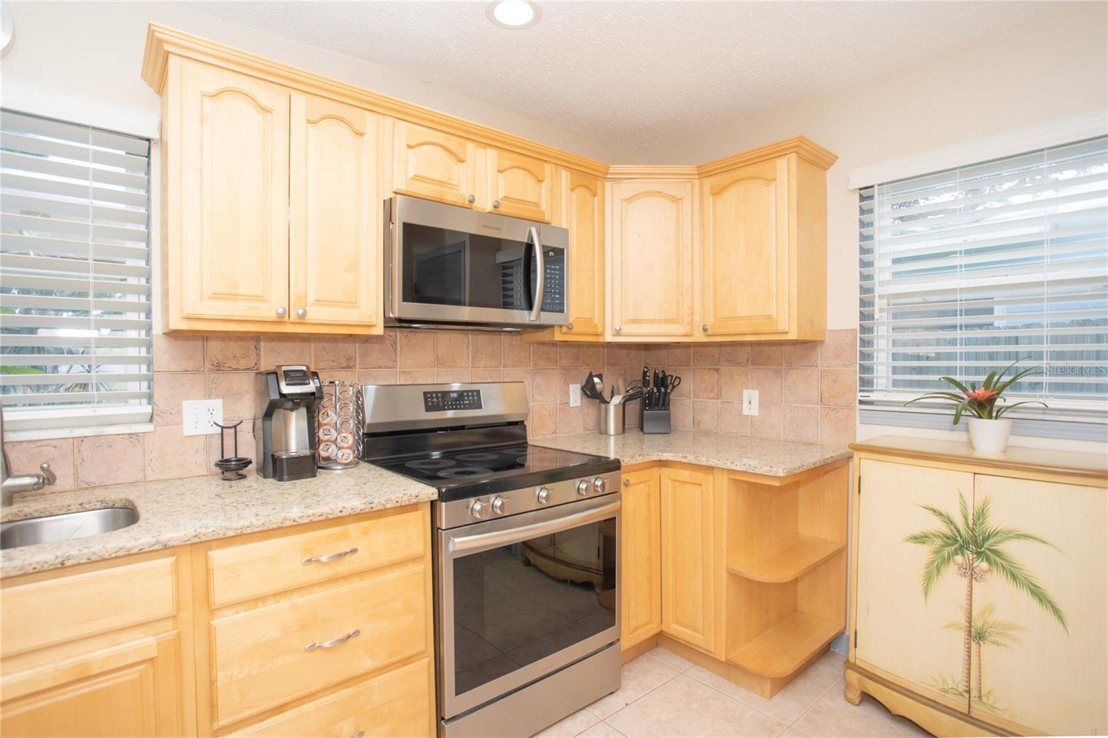 Image 9 of 34 For 5914 Tangerine Avenue S