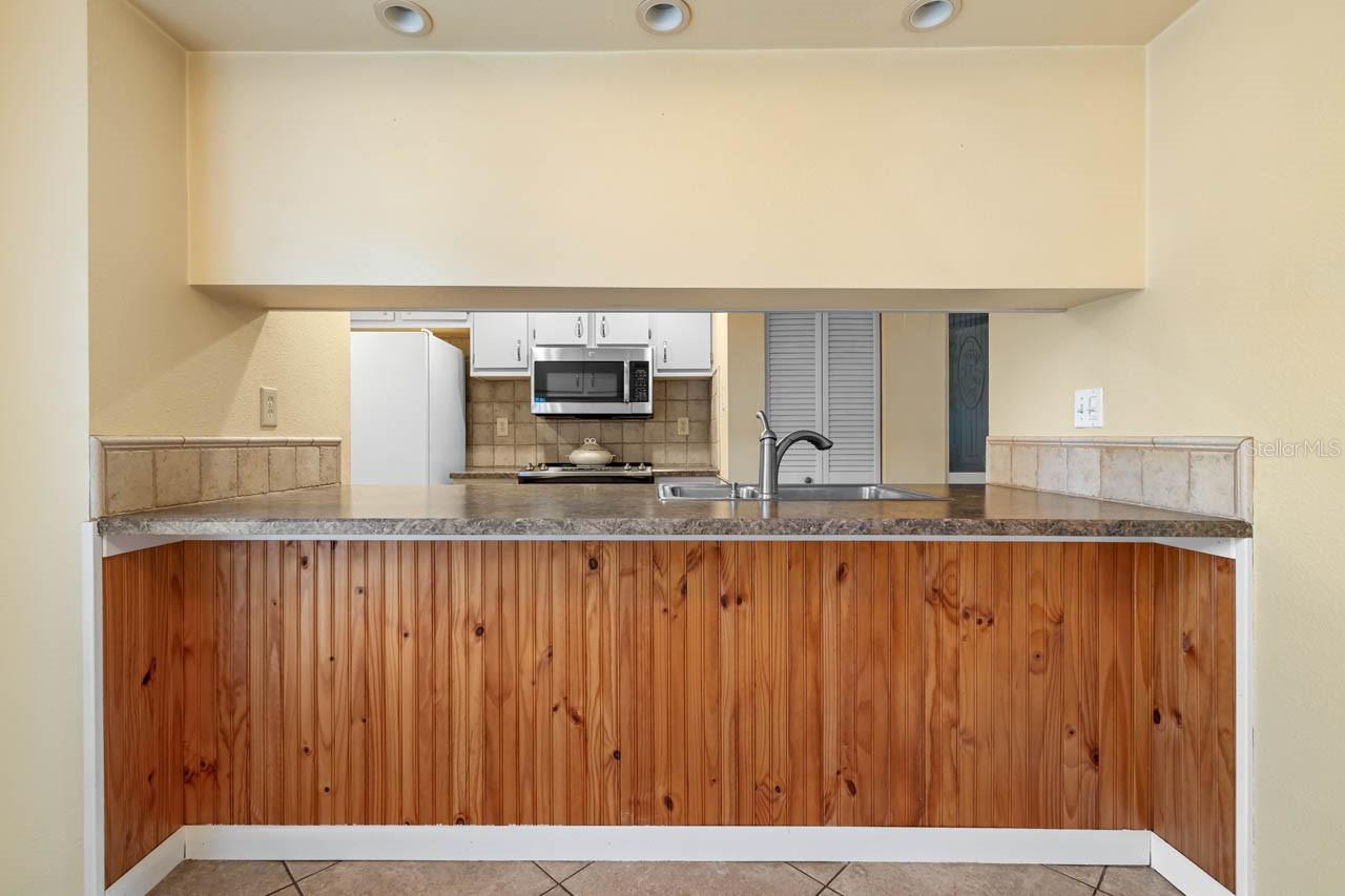 Image 14 of 24 For 903 Buck Court