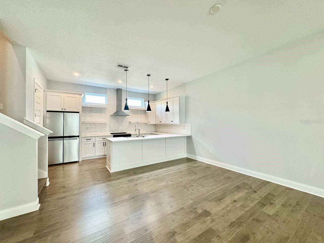 Image 11 of 37 For 4215 North A Street 5