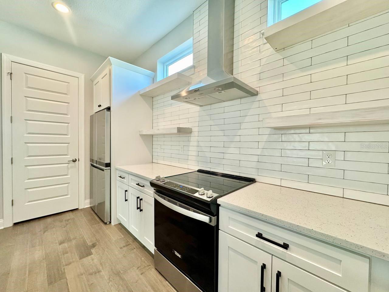 Image 17 of 37 For 4215 North A Street 5