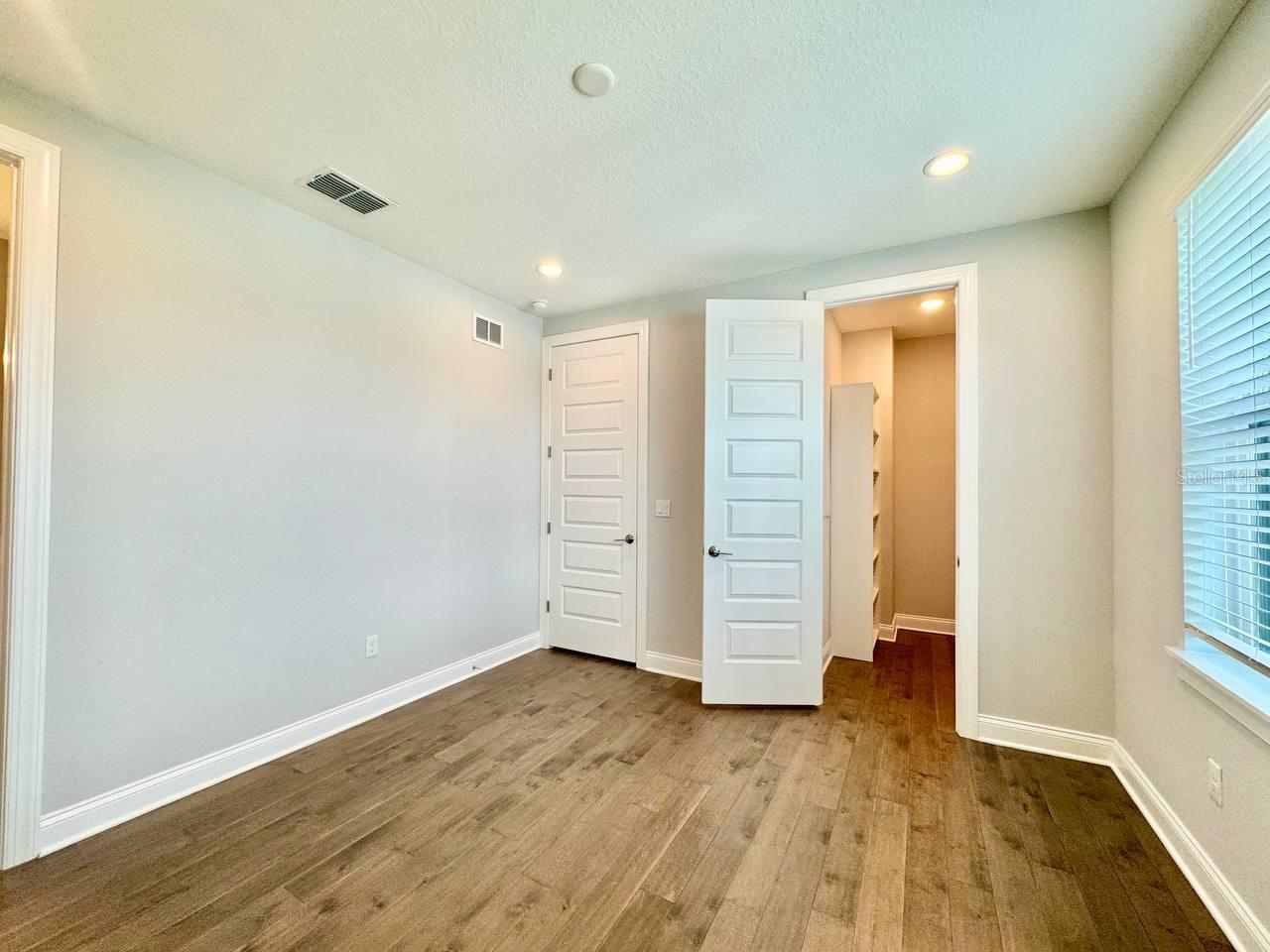 Image 29 of 37 For 4215 North A Street 5