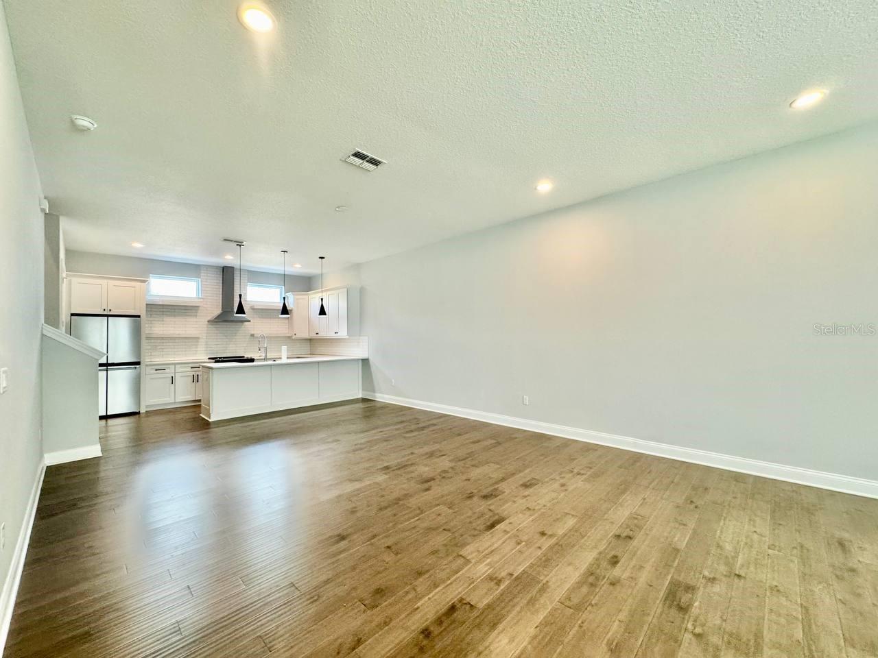 Image 7 of 37 For 4215 North A Street 5