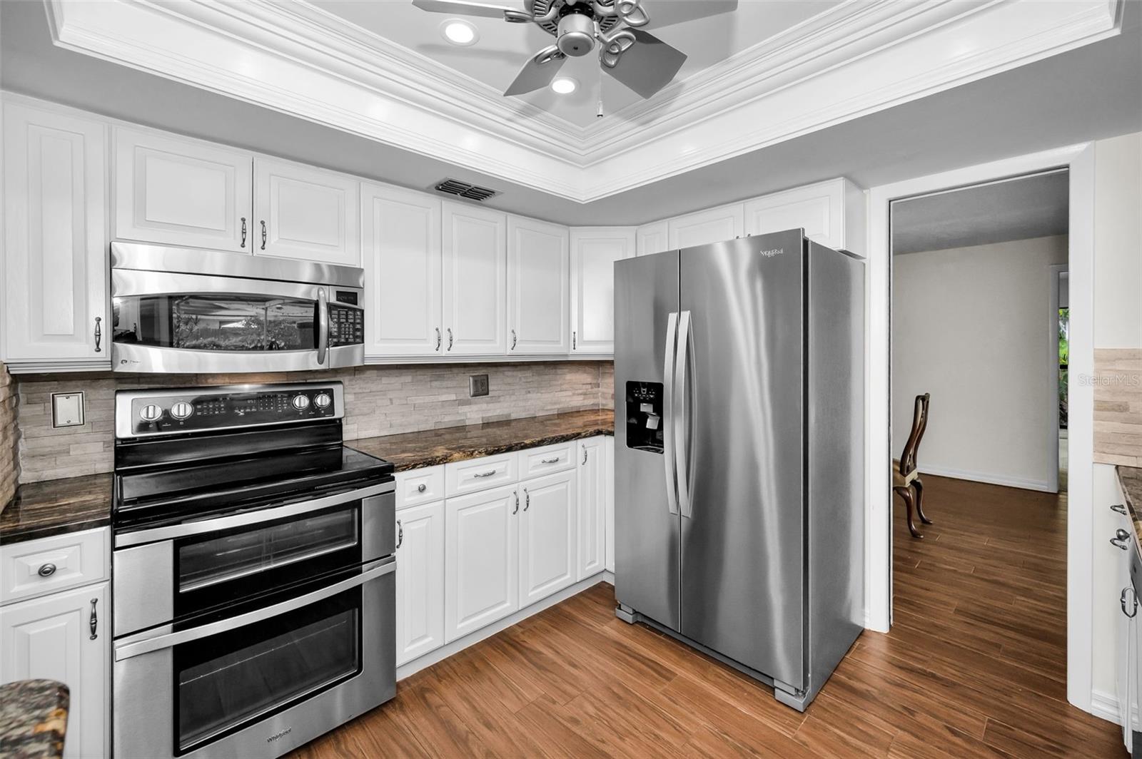 Image 15 of 78 For 7595 Pine Valley Lane