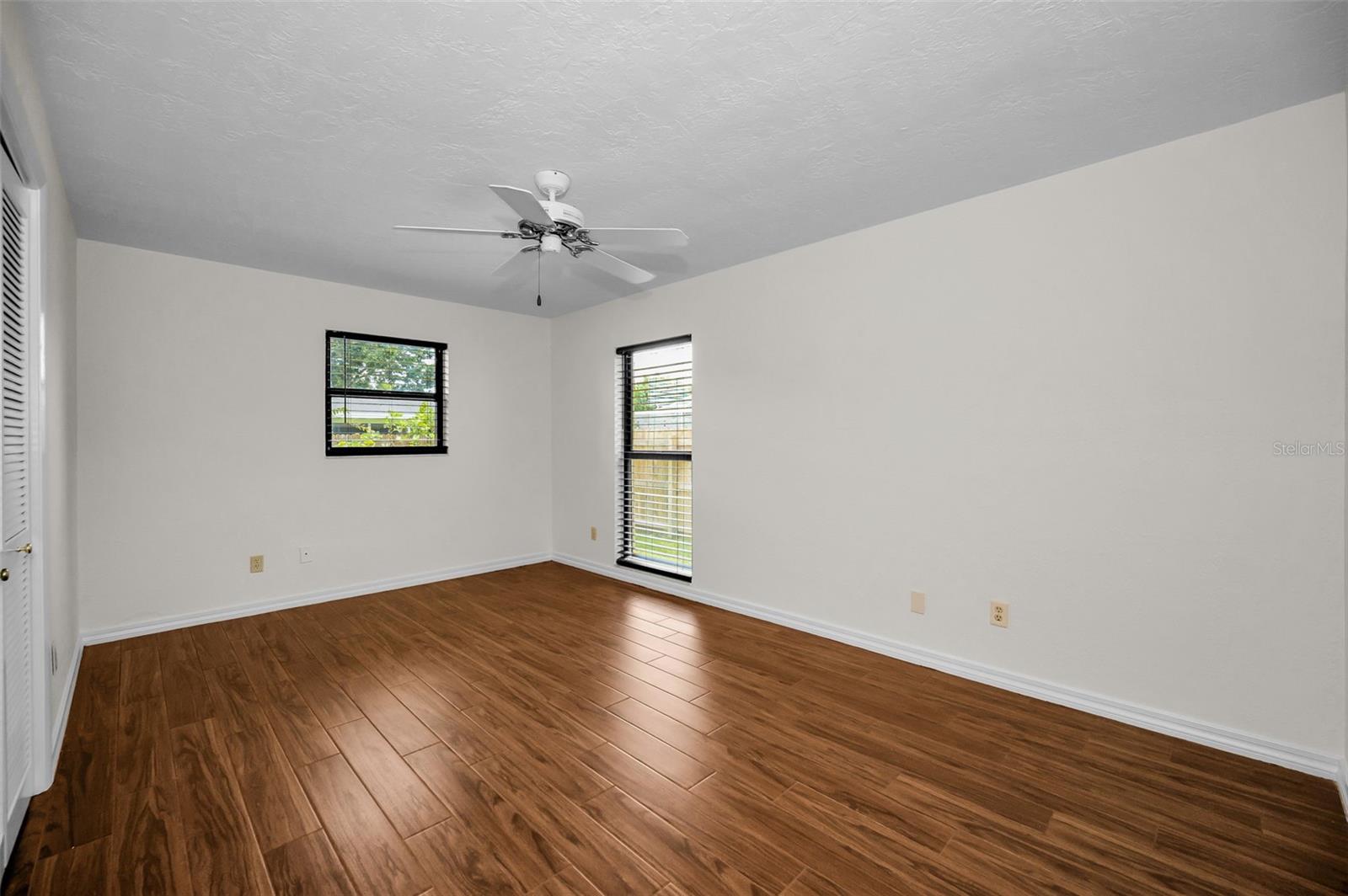 Image 28 of 78 For 7595 Pine Valley Lane