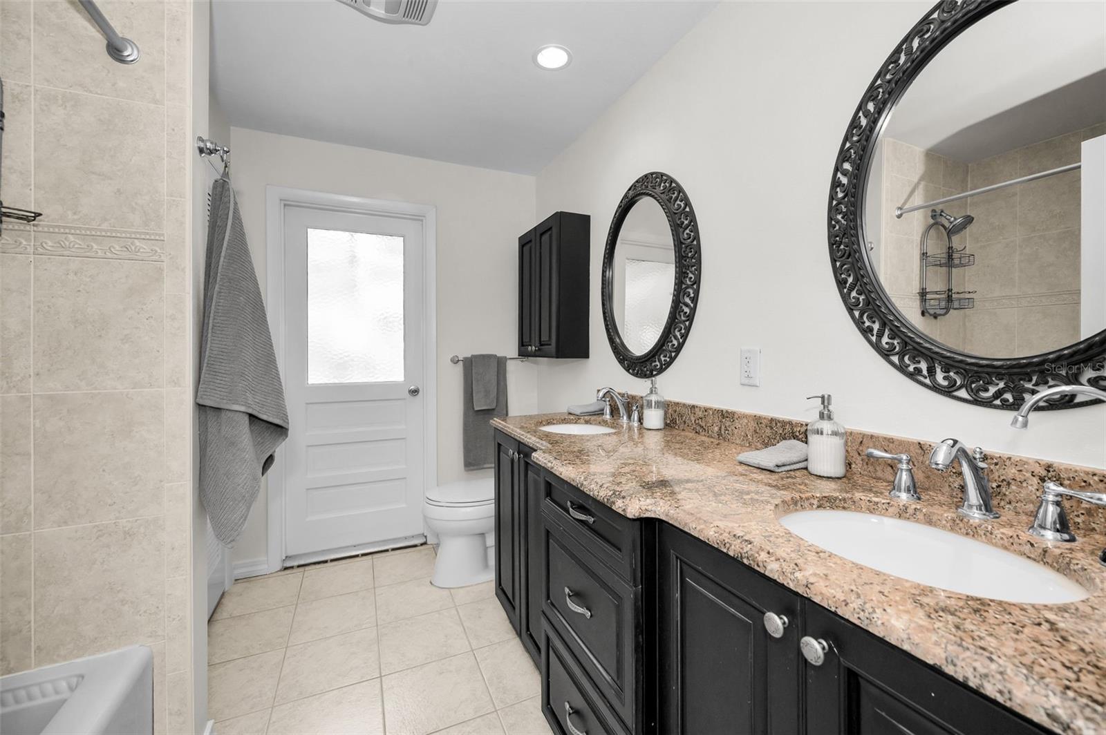 Image 31 of 78 For 7595 Pine Valley Lane