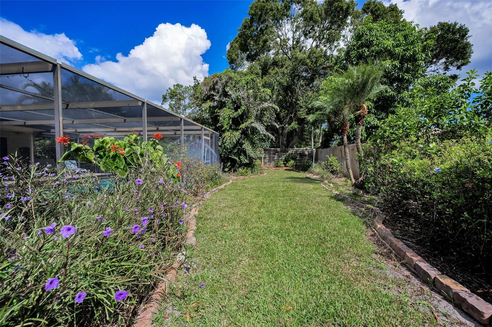 Image 45 of 78 For 7595 Pine Valley Lane