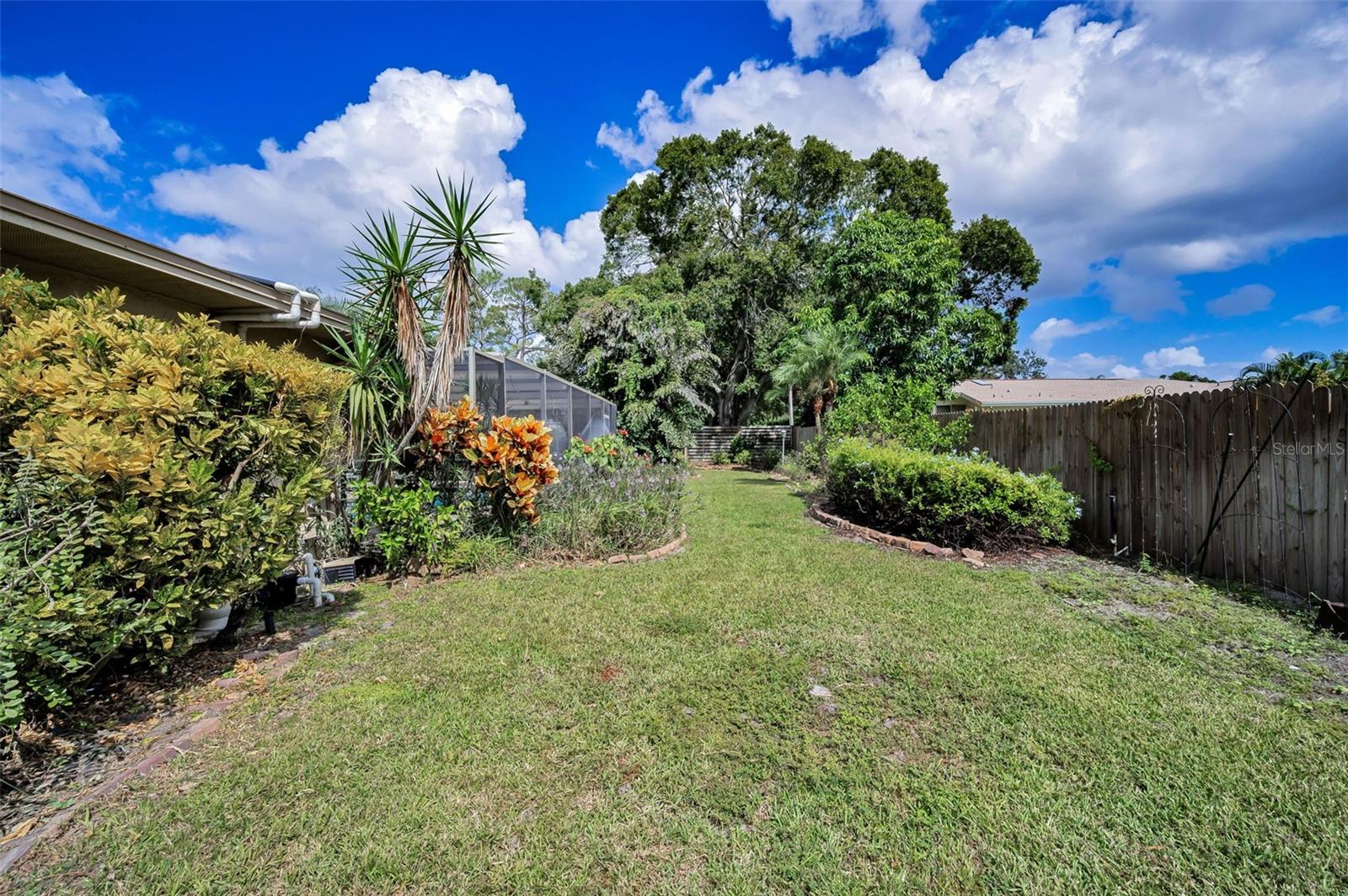 Image 48 of 78 For 7595 Pine Valley Lane