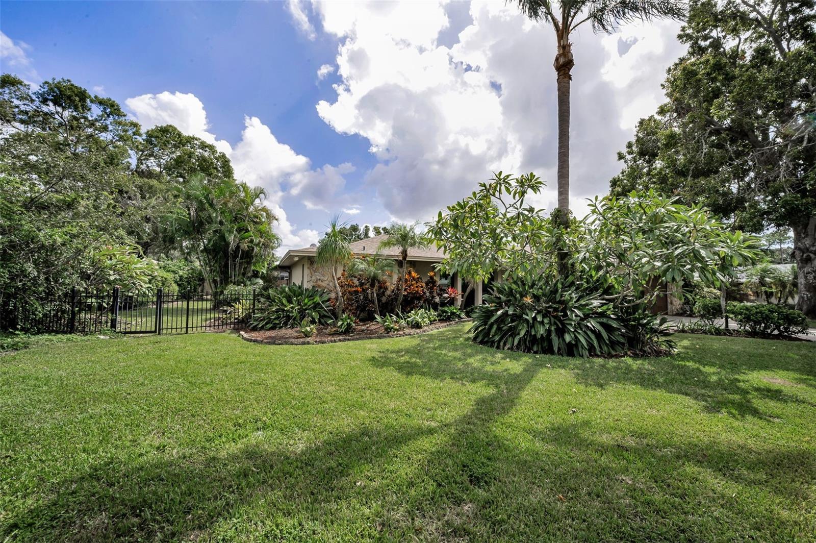 Image 61 of 78 For 7595 Pine Valley Lane