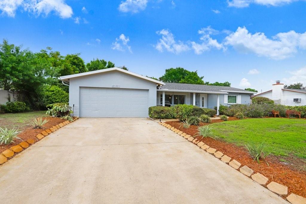 Image 3 of 29 For 6181 39th Avenue N