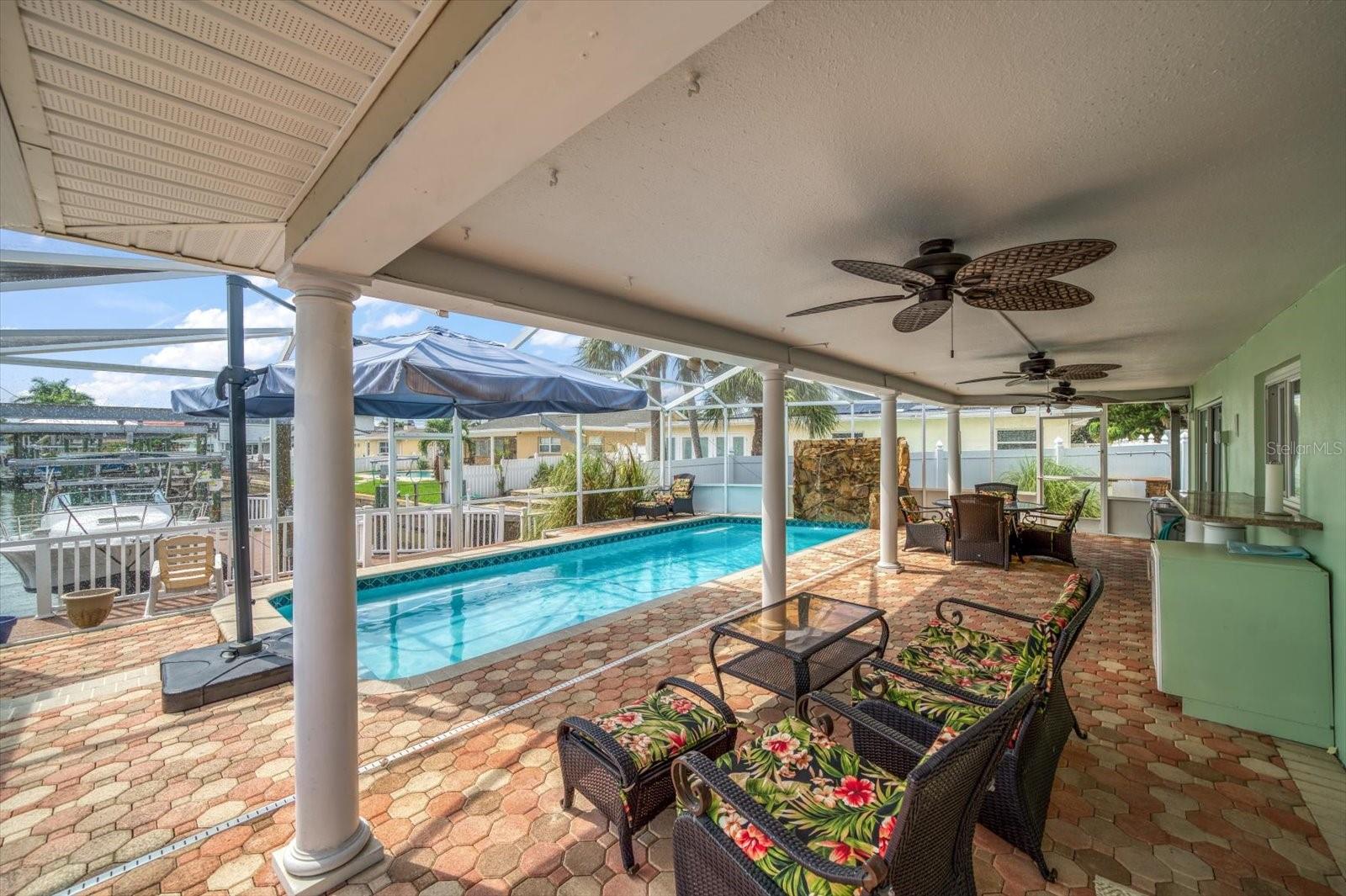 Image 4 of 100 For 1670 Clearwater Harbor Drive