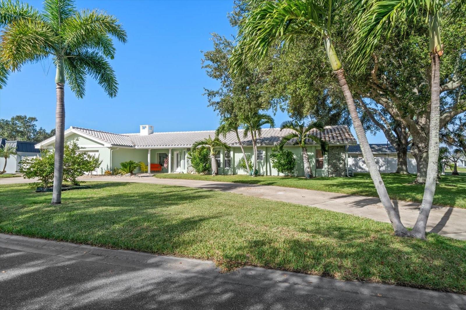 Image 87 of 100 For 1670 Clearwater Harbor Drive