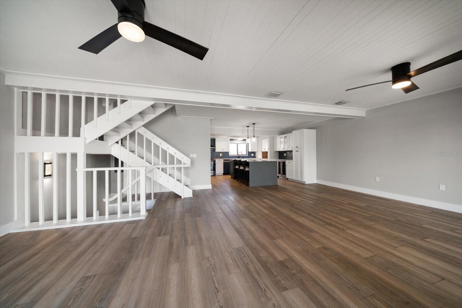 Image 15 of 69 For 240 Windward Passage 401