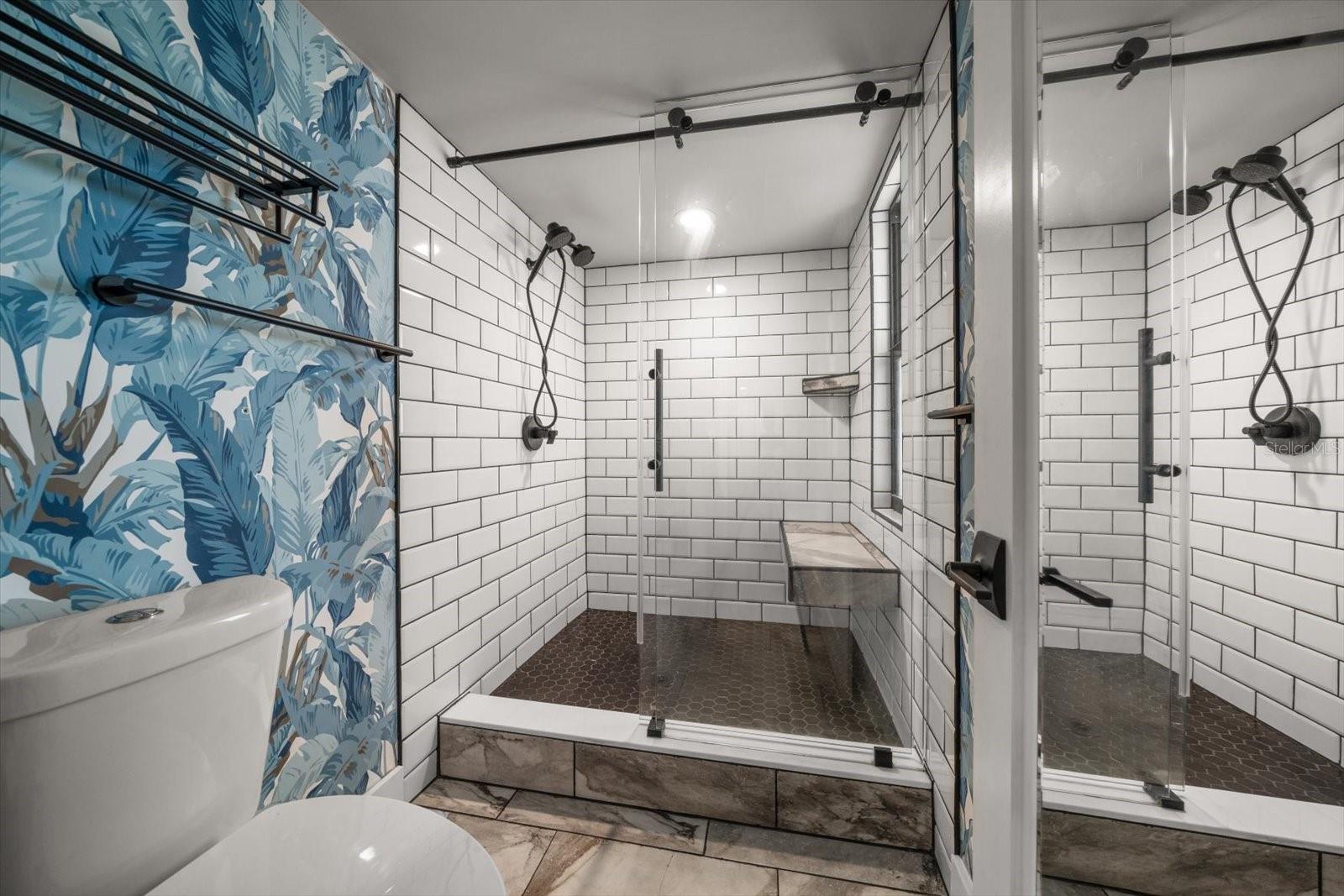 Image 20 of 69 For 240 Windward Passage 401