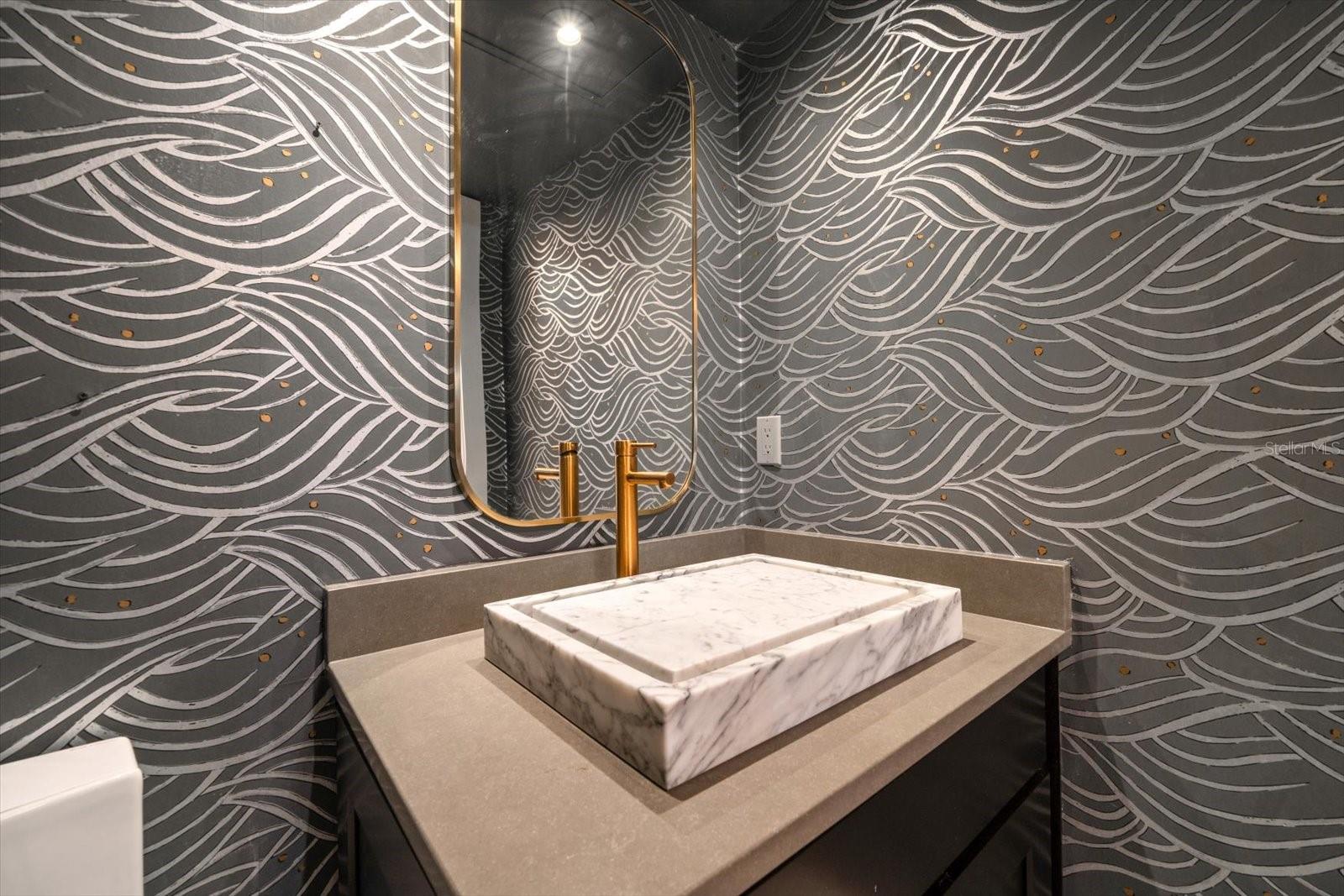 Image 39 of 69 For 240 Windward Passage 401