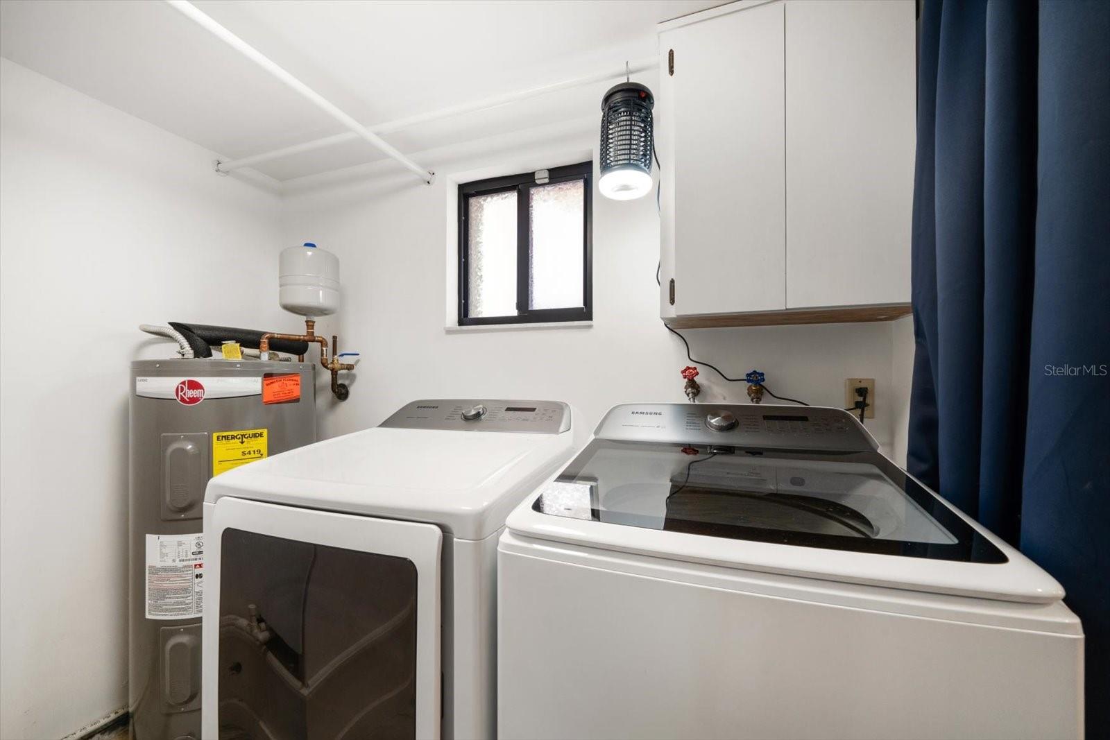 Image 42 of 69 For 240 Windward Passage 401