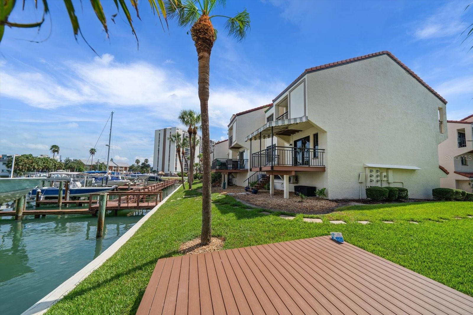 Image 45 of 69 For 240 Windward Passage 401