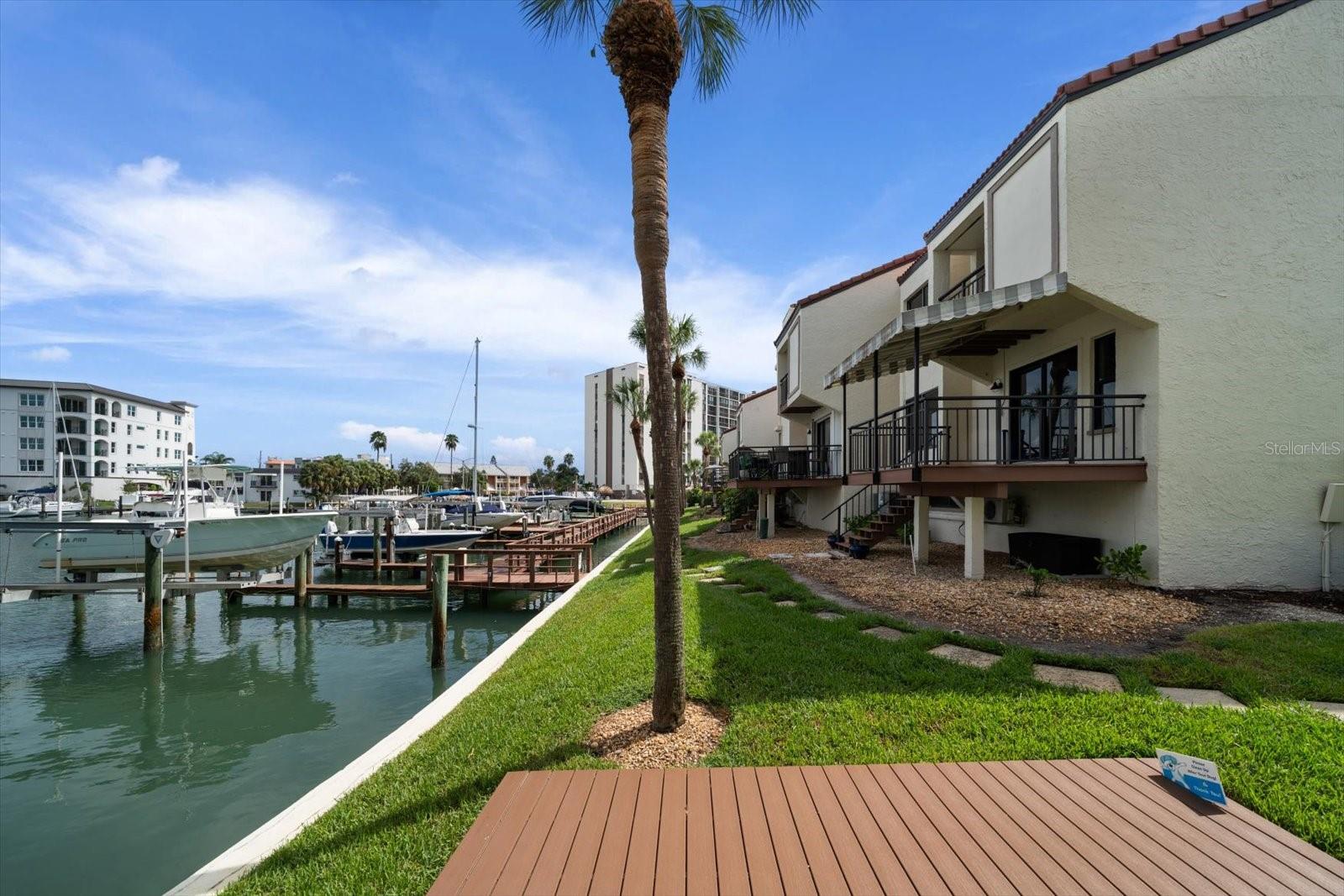 Image 49 of 69 For 240 Windward Passage 401