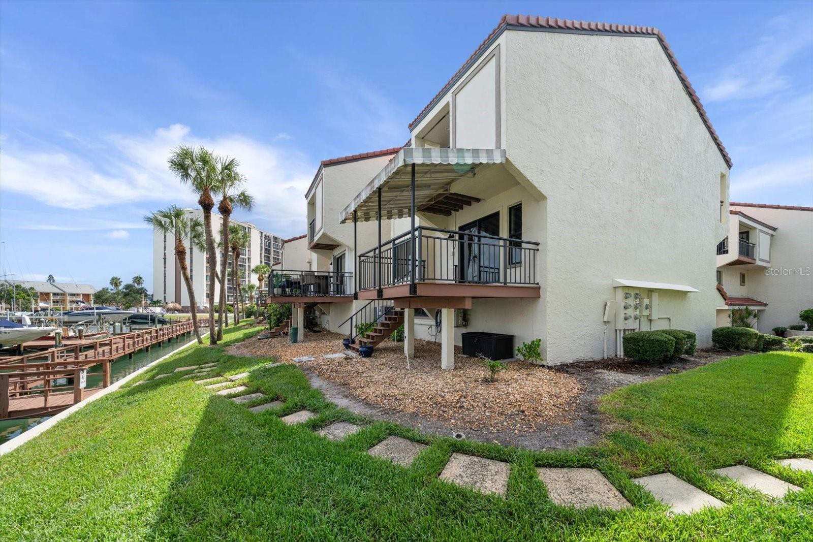 Image 50 of 69 For 240 Windward Passage 401