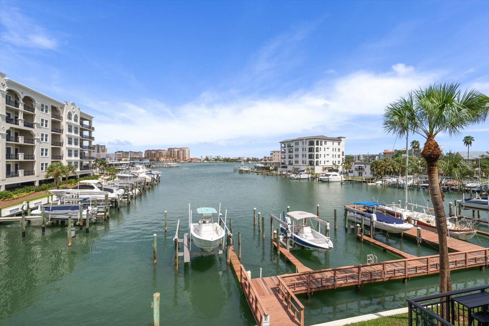 Image 54 of 69 For 240 Windward Passage 401