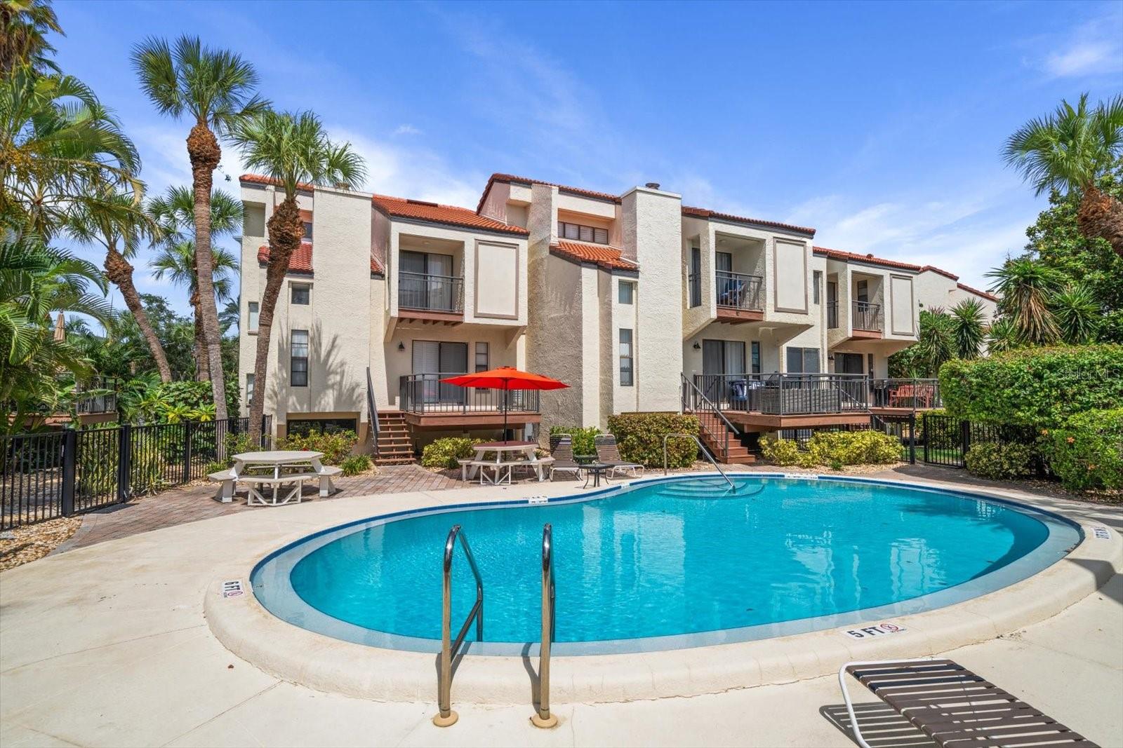 Image 56 of 69 For 240 Windward Passage 401