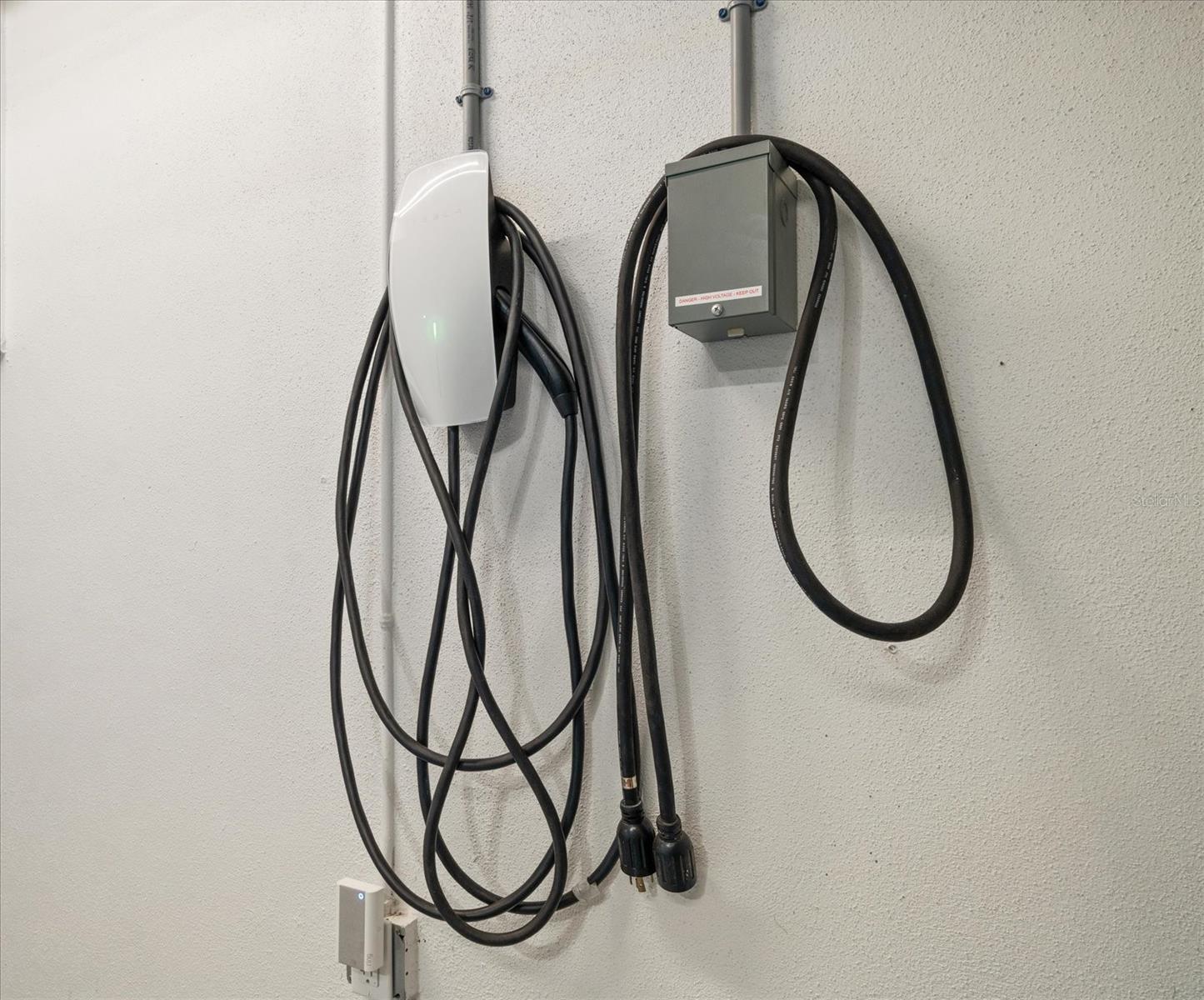 Image 63 of 69 For 240 Windward Passage 401