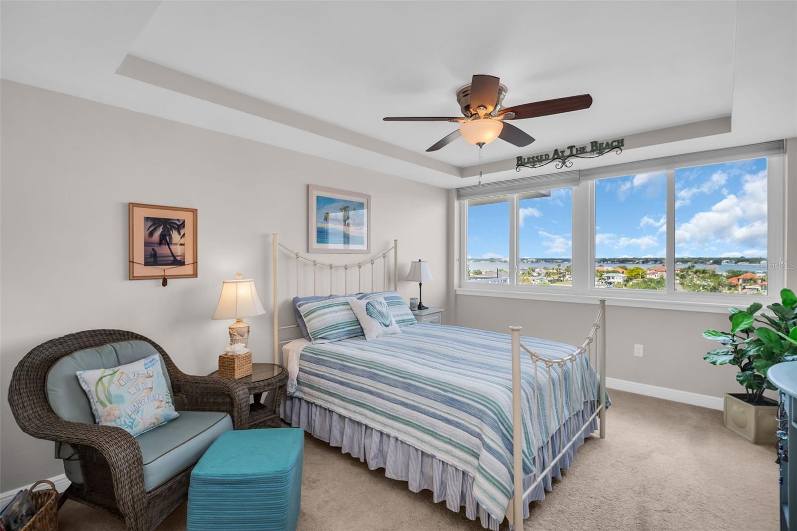 Image 31 of 50 For 223 Island Way 7f