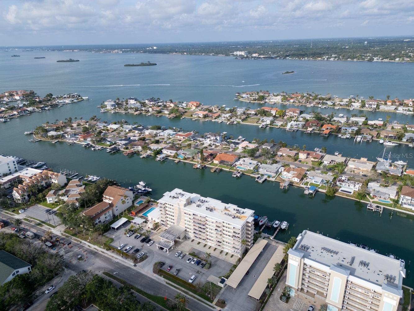 Image 47 of 50 For 223 Island Way 7f