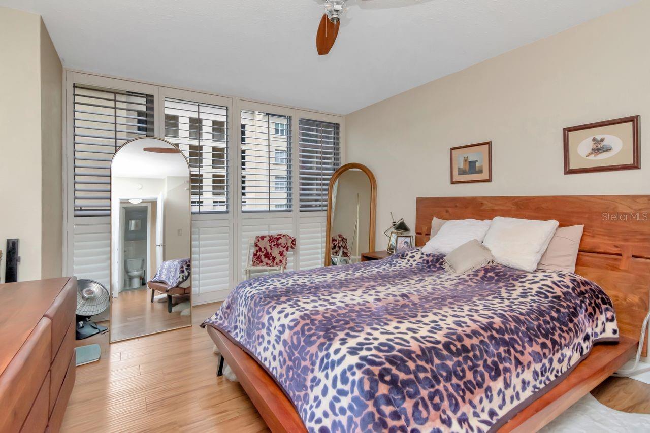 Image 8 of 34 For 470 3rd Street S 208