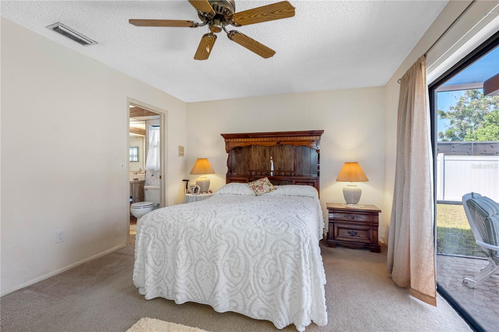 Image 11 of 48 For 1118 Fuchsia Drive