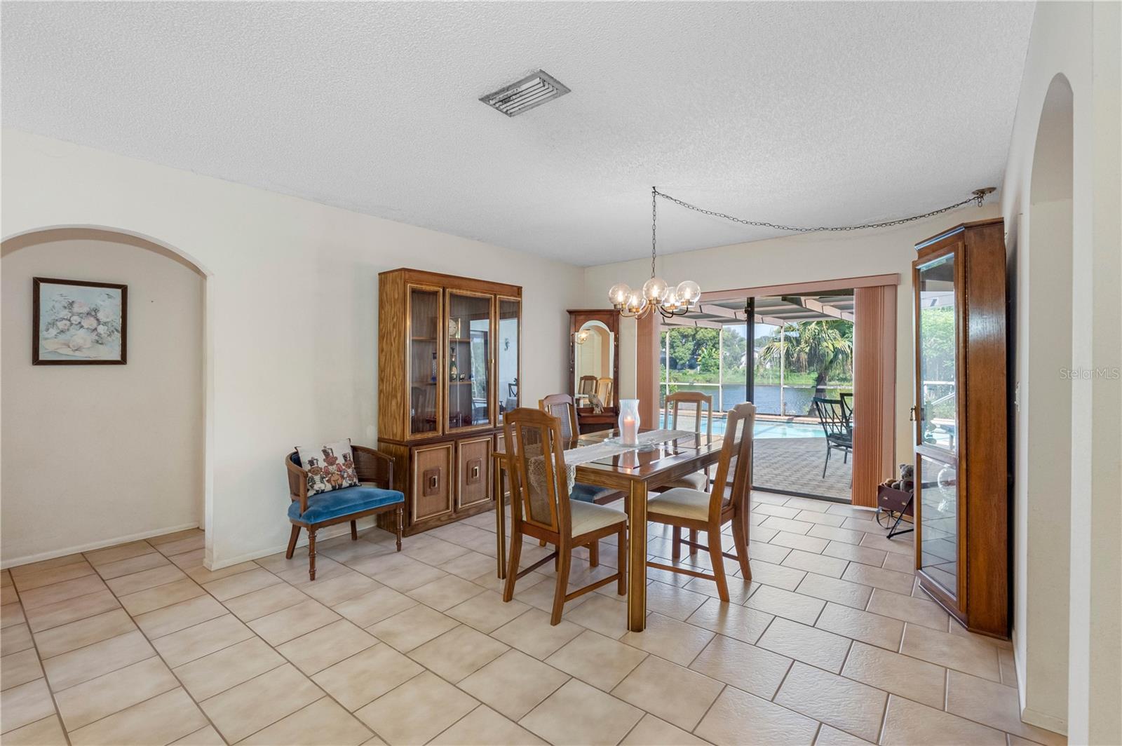 Image 24 of 48 For 1118 Fuchsia Drive