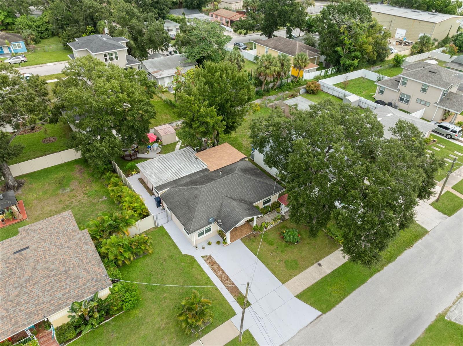 Image 12 of 46 For 1715 Saint John Street