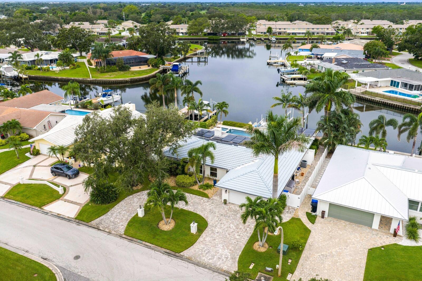 Details for 6482 Tanglewood Drive Ne, ST PETERSBURG, FL 33702
