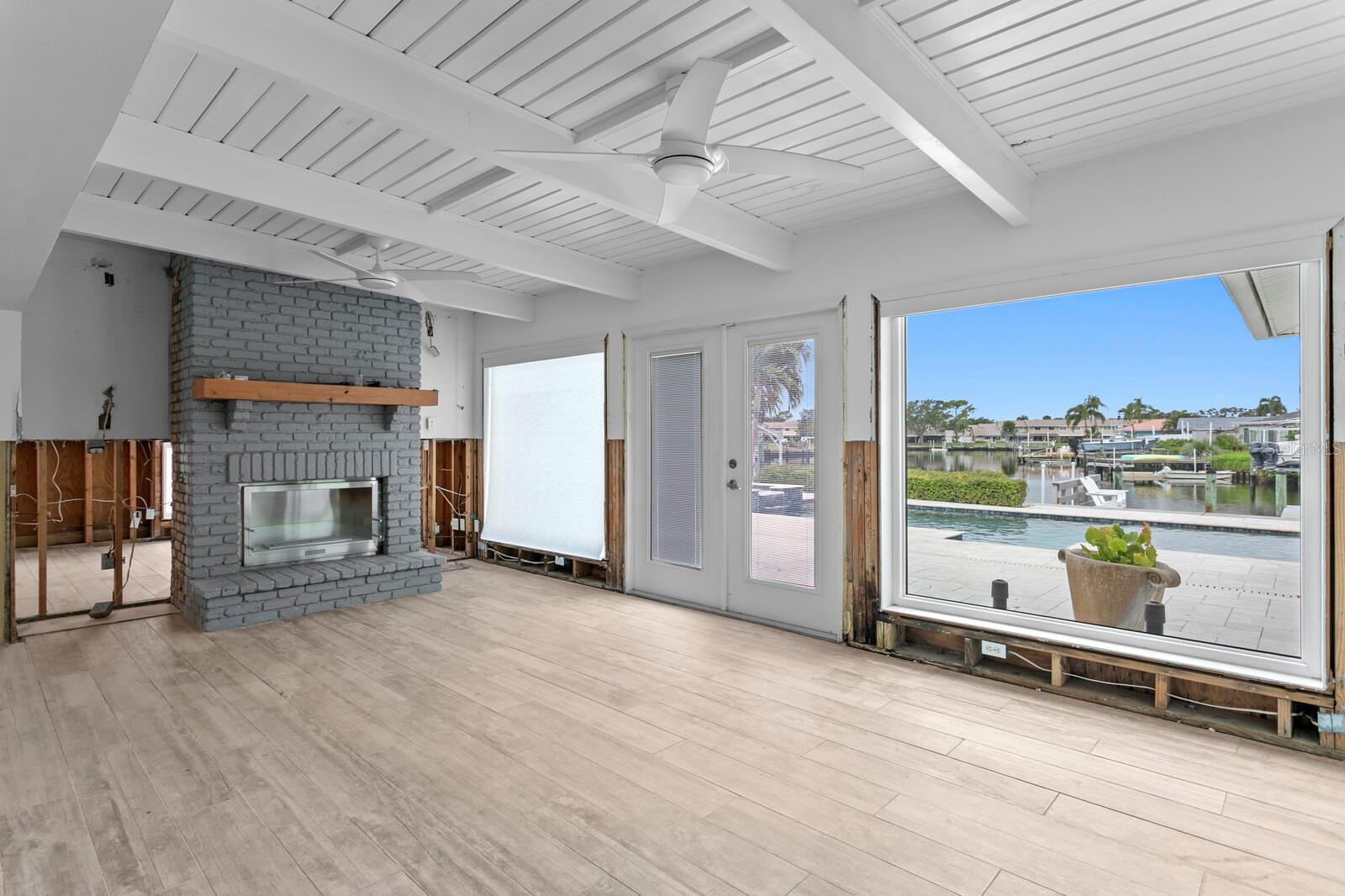 Image 28 of 62 For 6482 Tanglewood Drive Ne