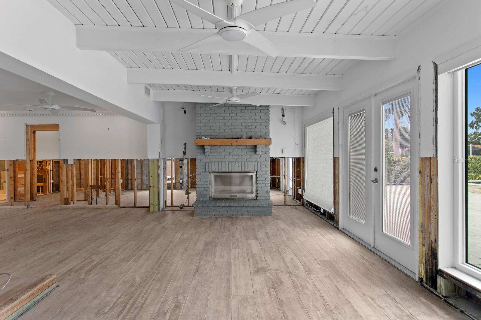 Image 29 of 62 For 6482 Tanglewood Drive Ne