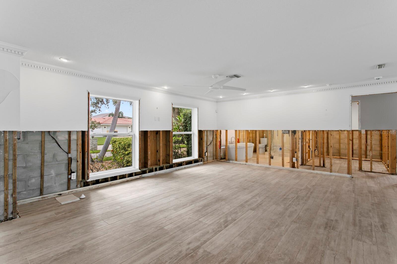Image 33 of 62 For 6482 Tanglewood Drive Ne