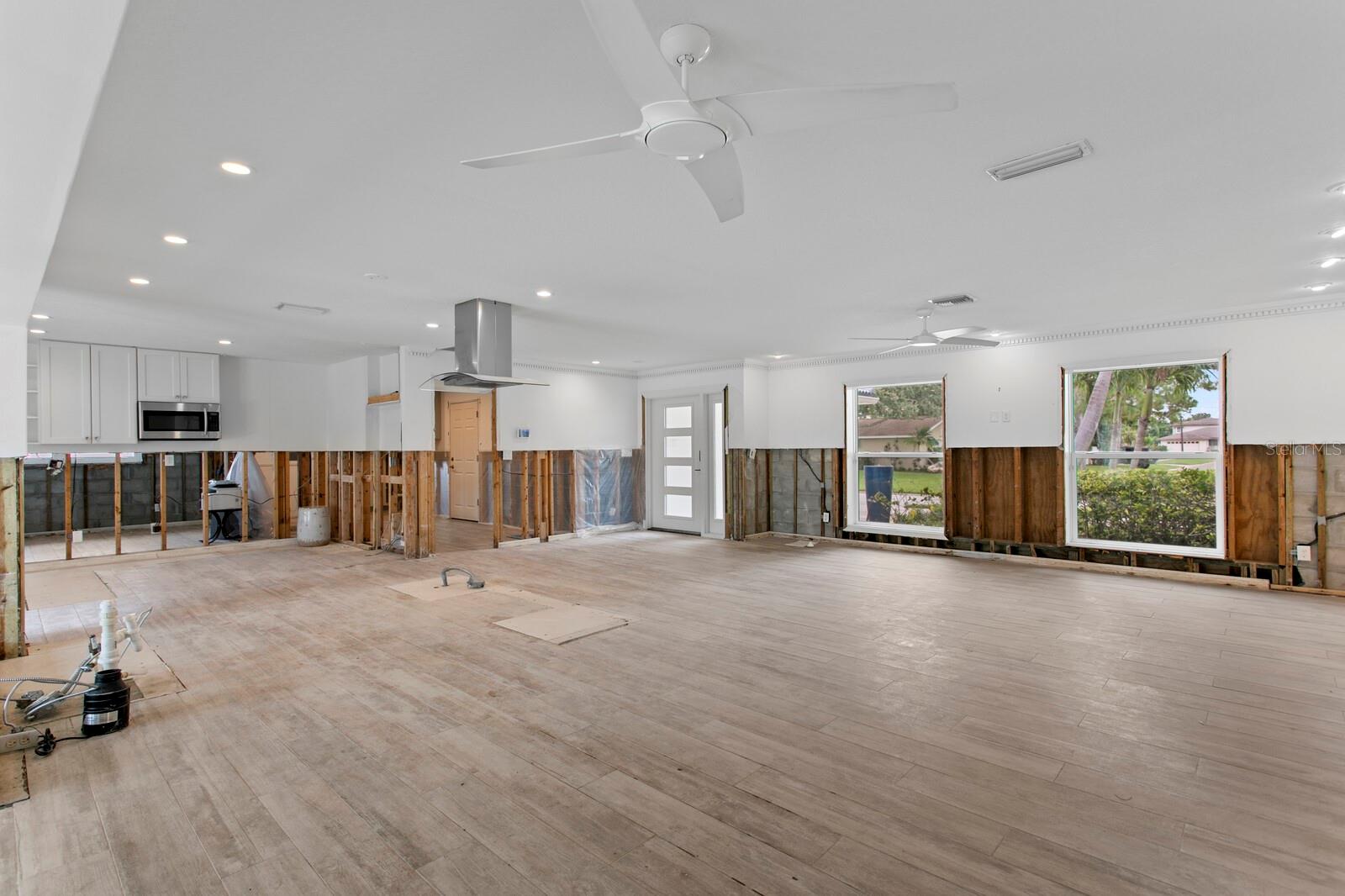 Image 35 of 62 For 6482 Tanglewood Drive Ne
