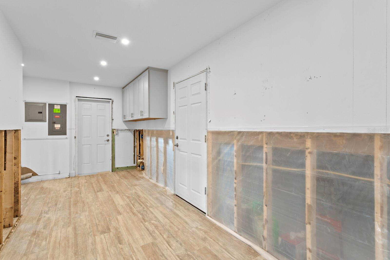 Image 39 of 62 For 6482 Tanglewood Drive Ne