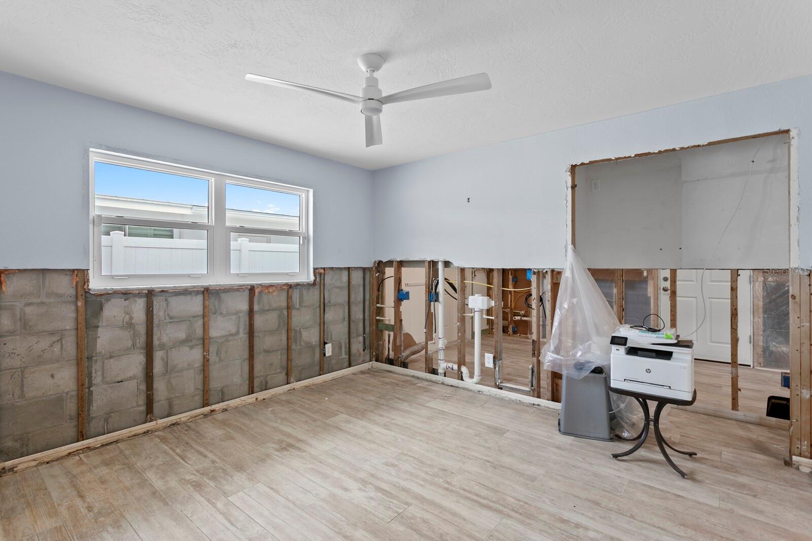 Image 40 of 62 For 6482 Tanglewood Drive Ne